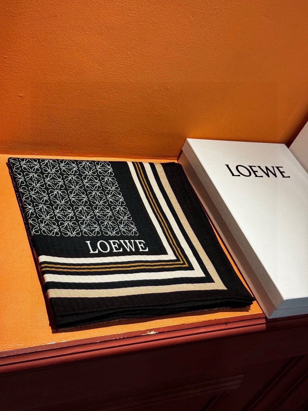 LOEWE 26S SCARF 140 IN CASHMERE SILK 248253