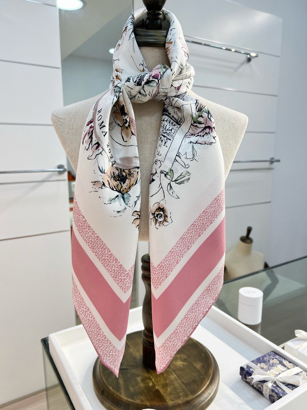DIOR 26S SCARF 90CM IN SILK 284557