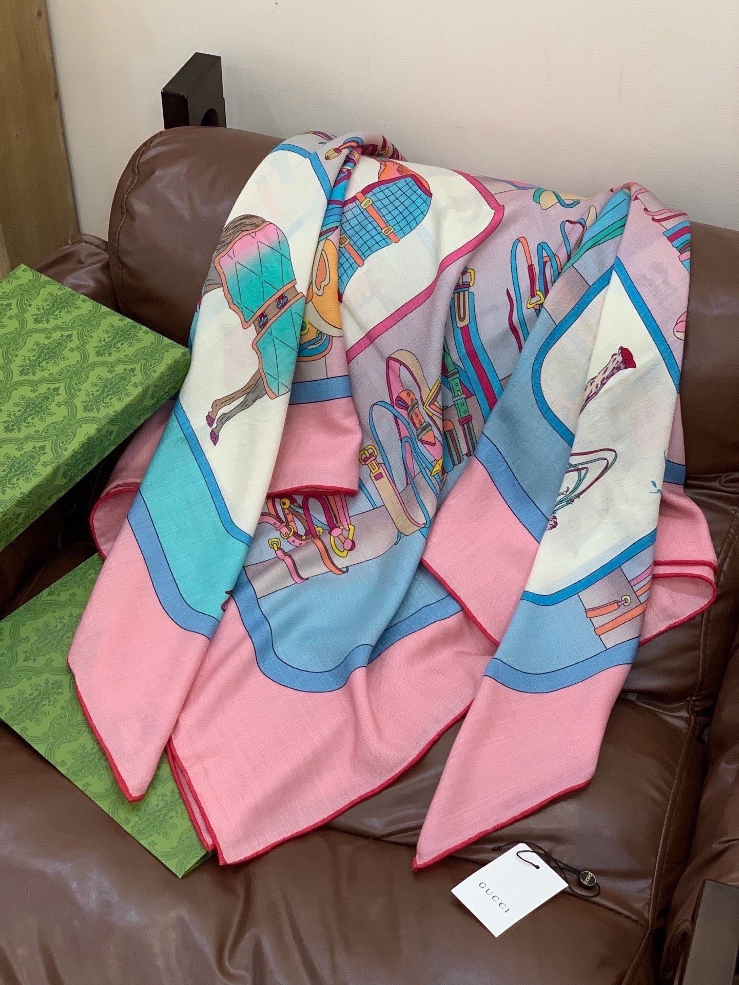 GUCCI 26S SCARF 135 IN CASHMERE AND SILK 314997