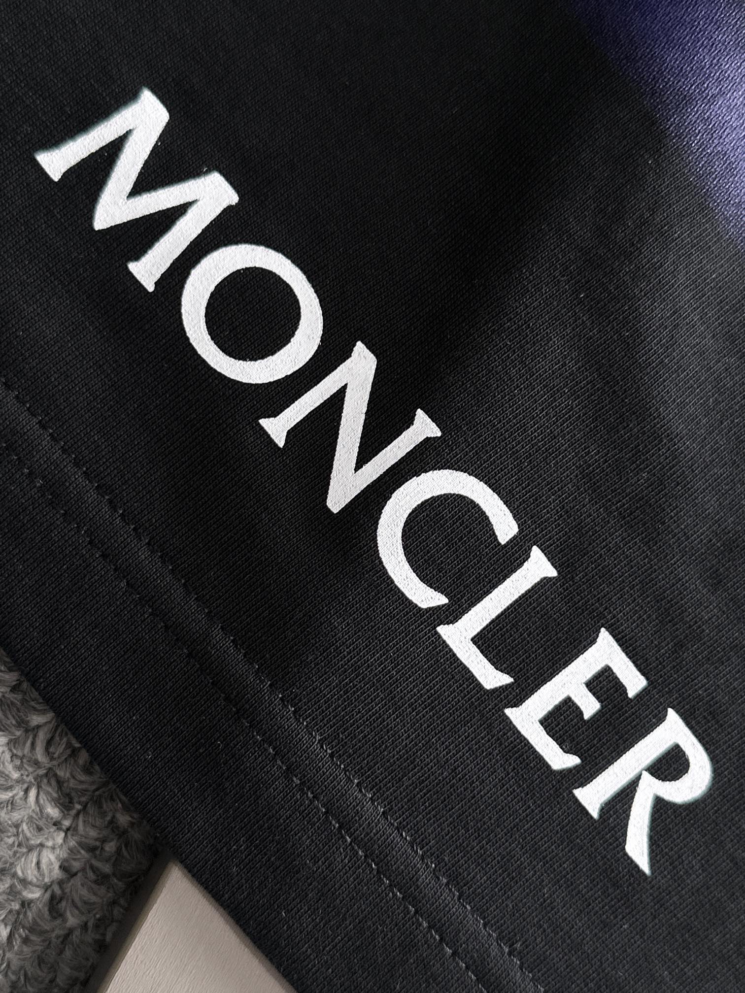 MONCLER 26S SHORT SLEEVE T-SHIRT 631