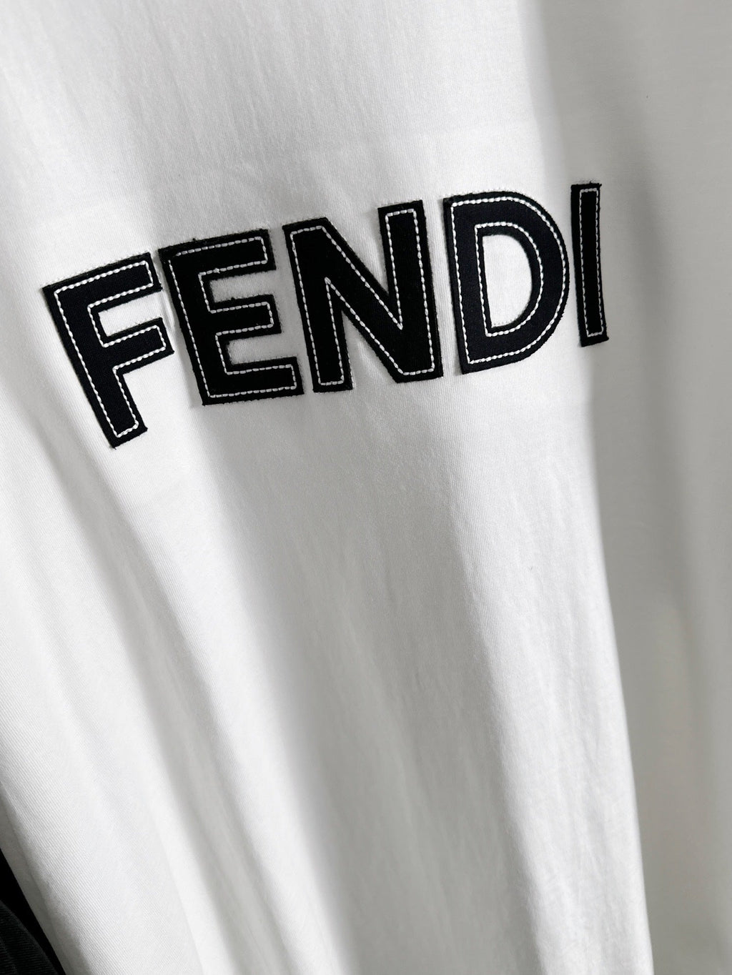 FENDI 26S SHORT SLEEVE T-SHIRT 166