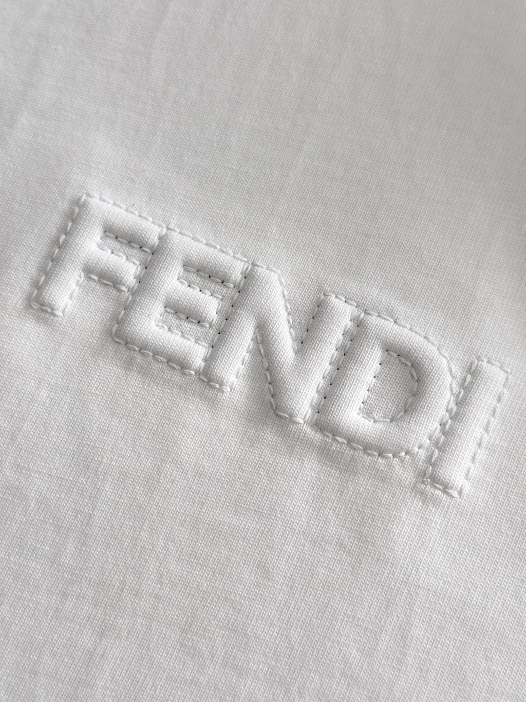 FENDI 26S SHORT SLEEVE T-SHIRT 165