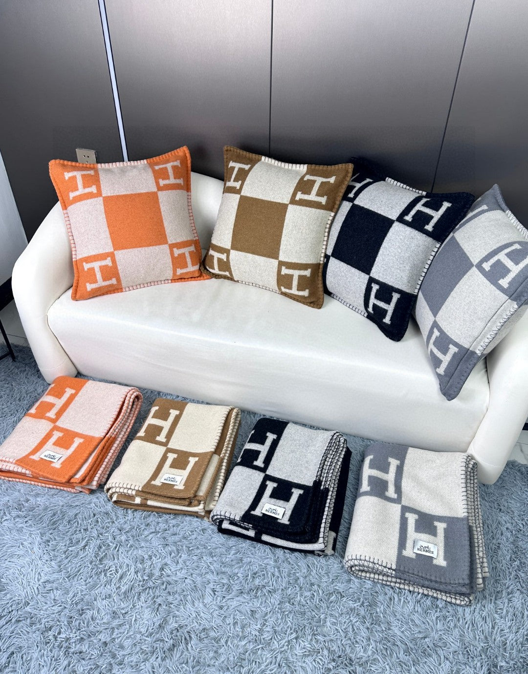 AVALON THROW BLANKET 170 CM IN BLACK CASHMERE 294472