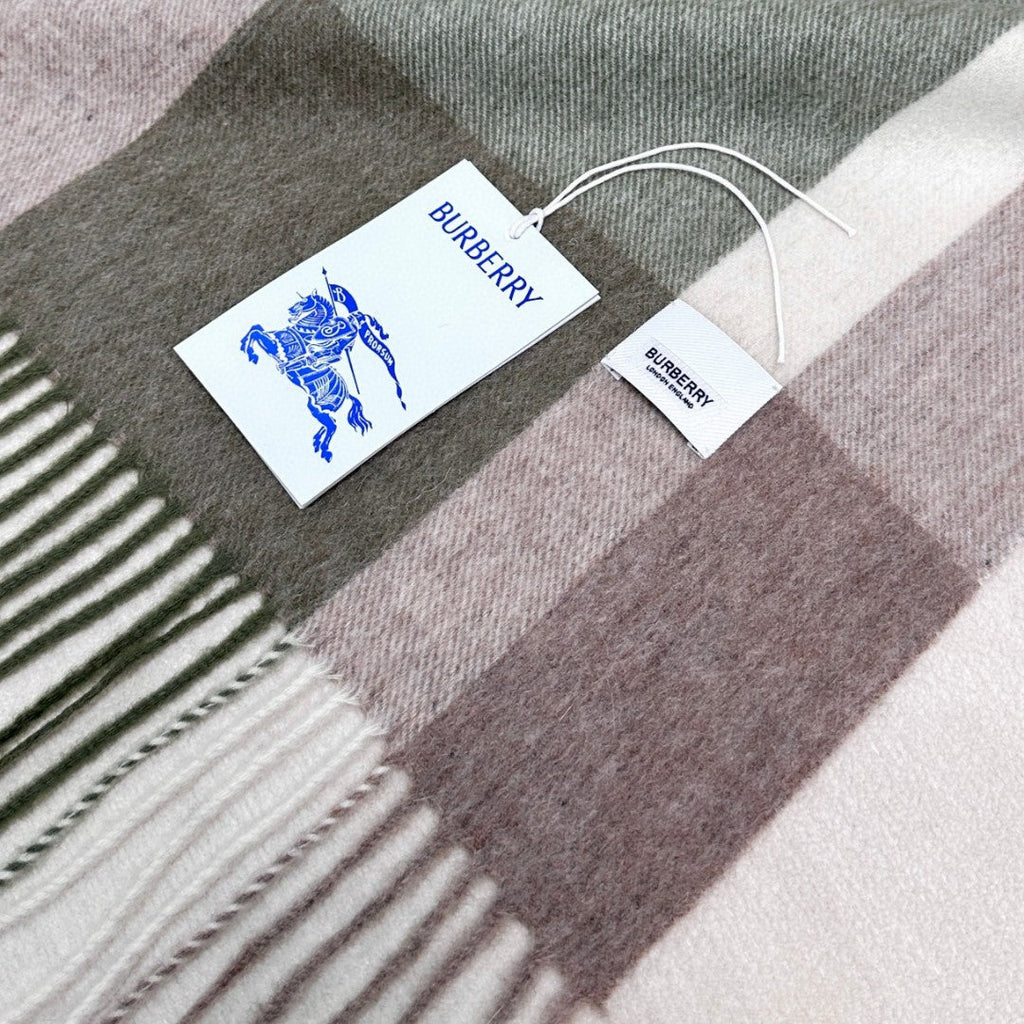 BURBERRY 26S SCARF 200CM IN CASHMERE 869770
