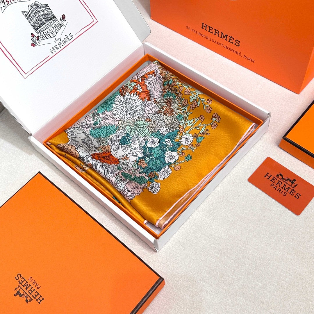 HERMES 26S SCARF 90 IN SILK 304311