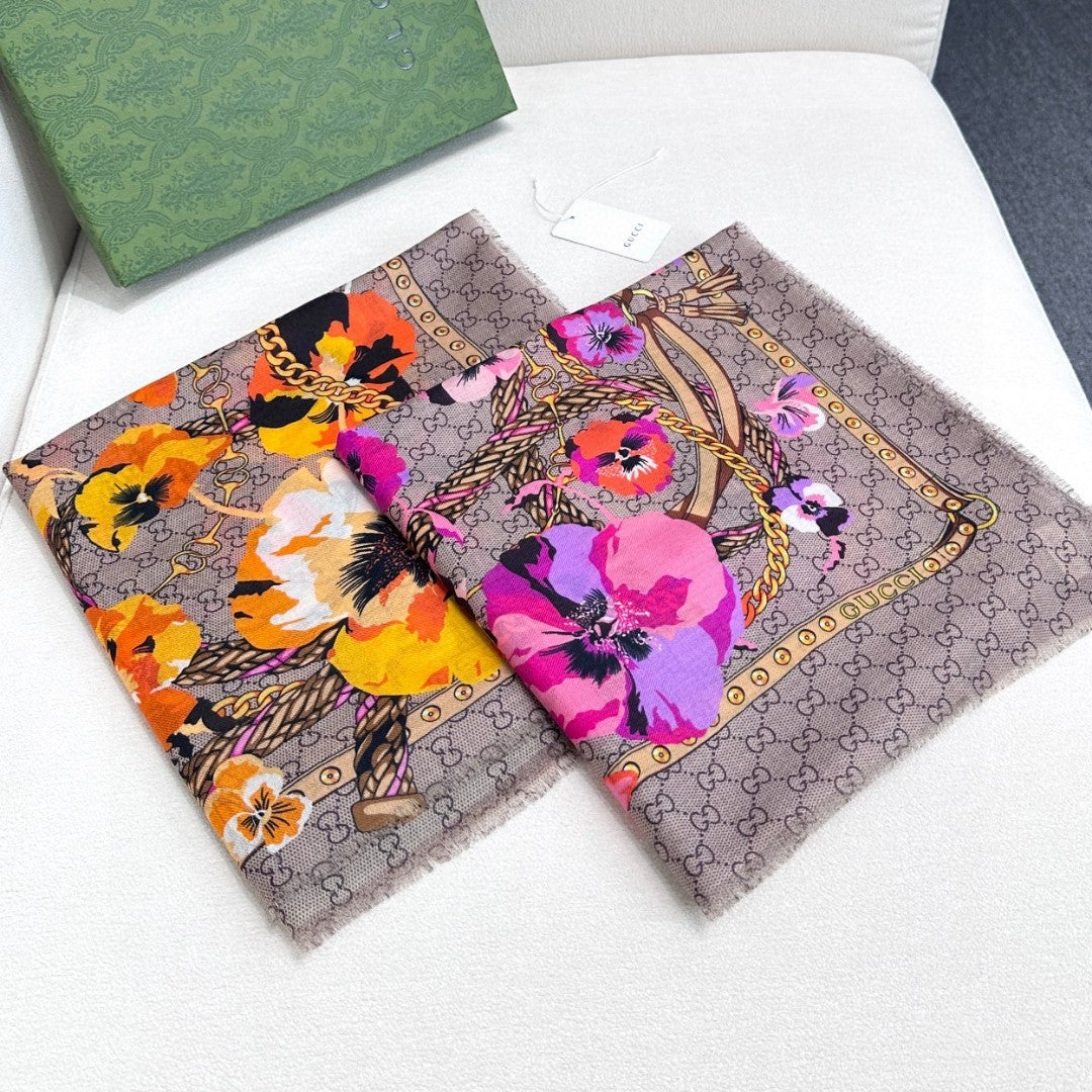 GUCCI 26S SCARF 140 IN CASHMERE AND SILK 309776