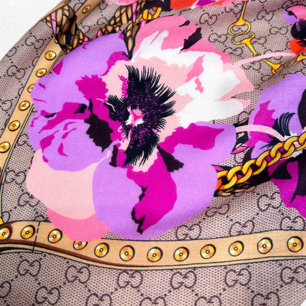 GUCCI 26S SCARF 140 IN CASHMERE AND SILK 309776