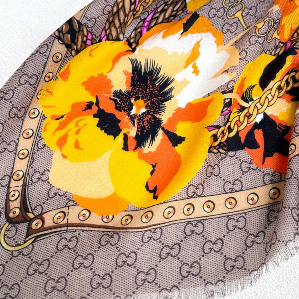 GUCCI 26S SCARF 140 IN CASHMERE AND SILK 309777