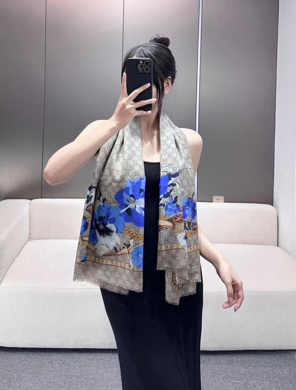 GUCCI 26S SCARF 140 IN CASHMERE AND SILK 309775