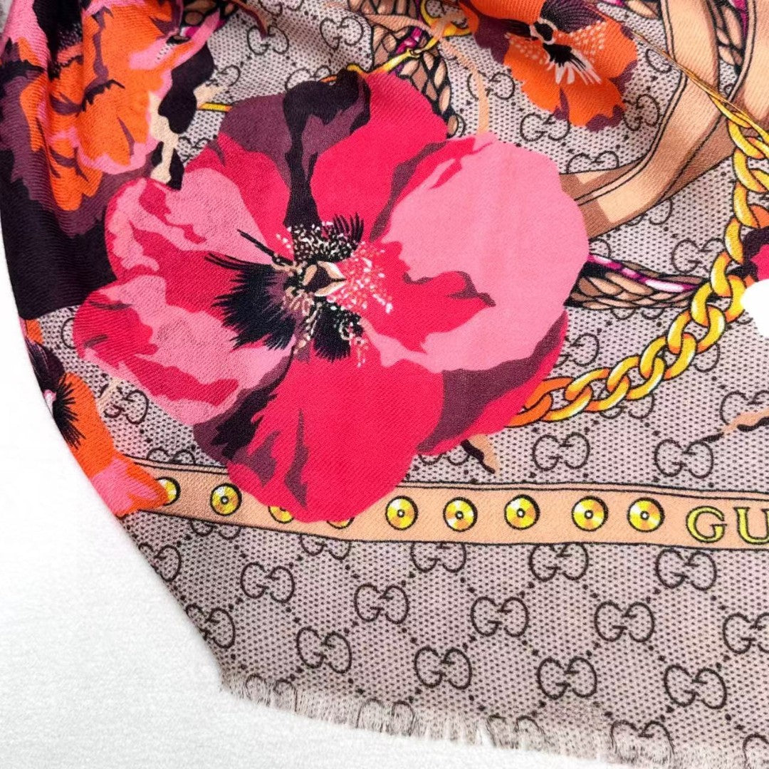 GUCCI 26S SCARF 140 IN CASHMERE AND SILK 309778
