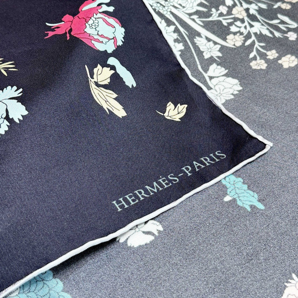 HERMES 26S SCARF 90 IN SILK 304309