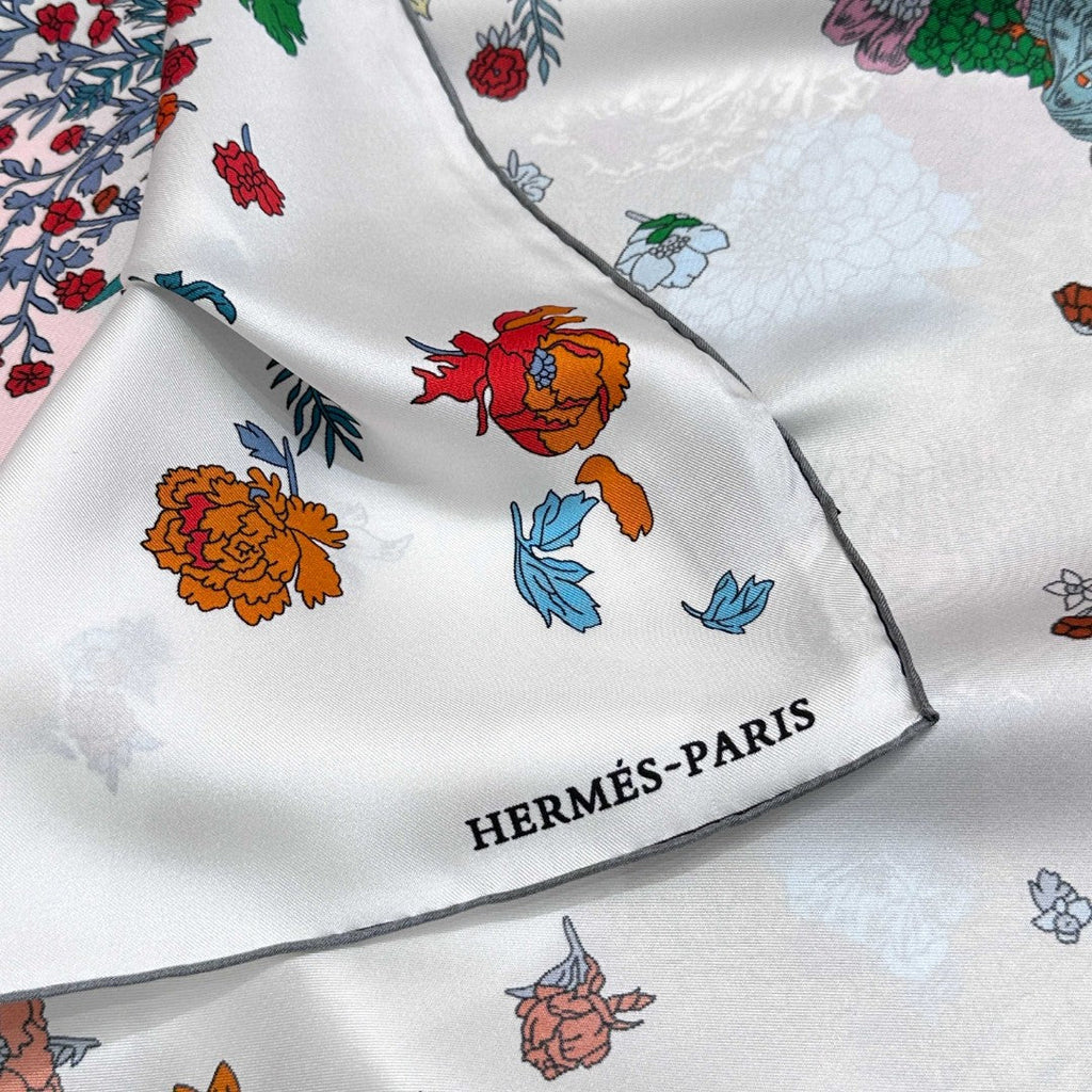 HERMES 26S SCARF 90 IN SILK 304308
