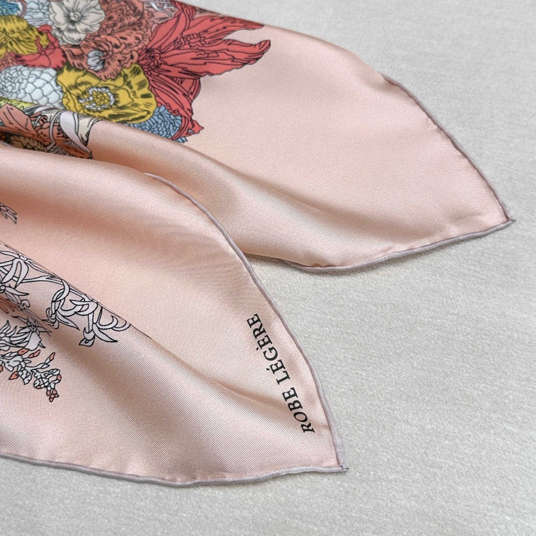 HERMES 26S SCARF 90 IN SILK 304310