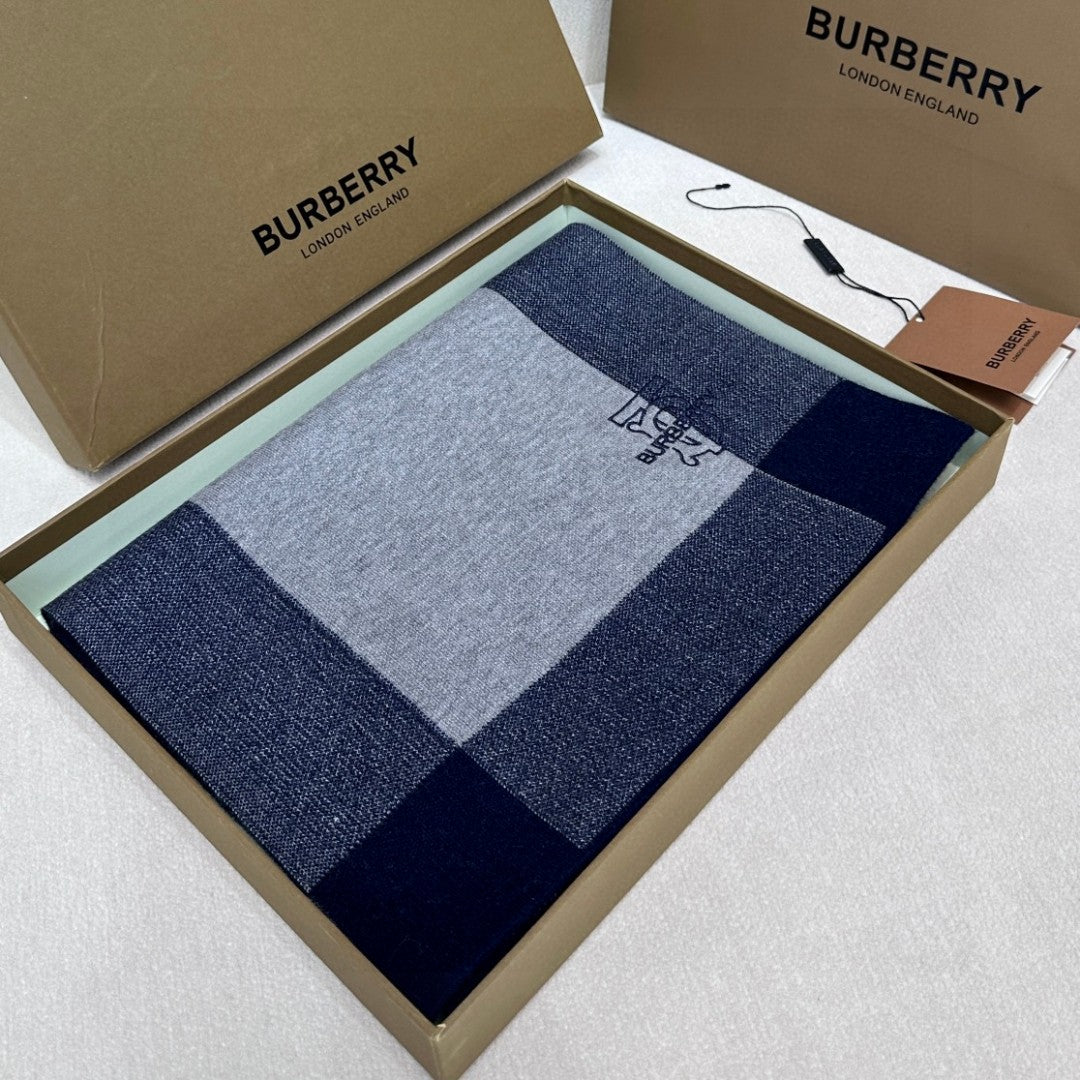 BURBERRY 26S SCARF 180CM IN CASHMERE 305981