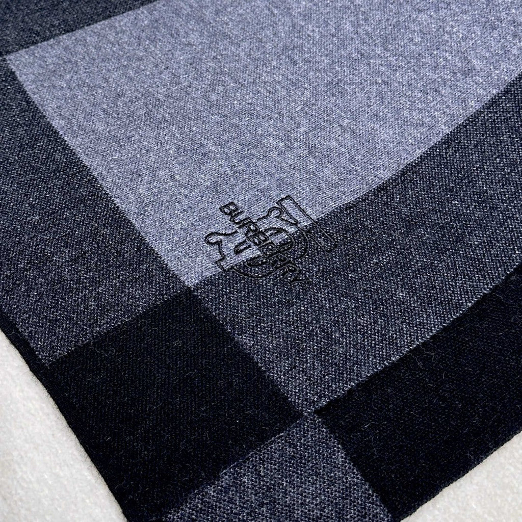 BURBERRY 26S SCARF 180CM IN CASHMERE 305982