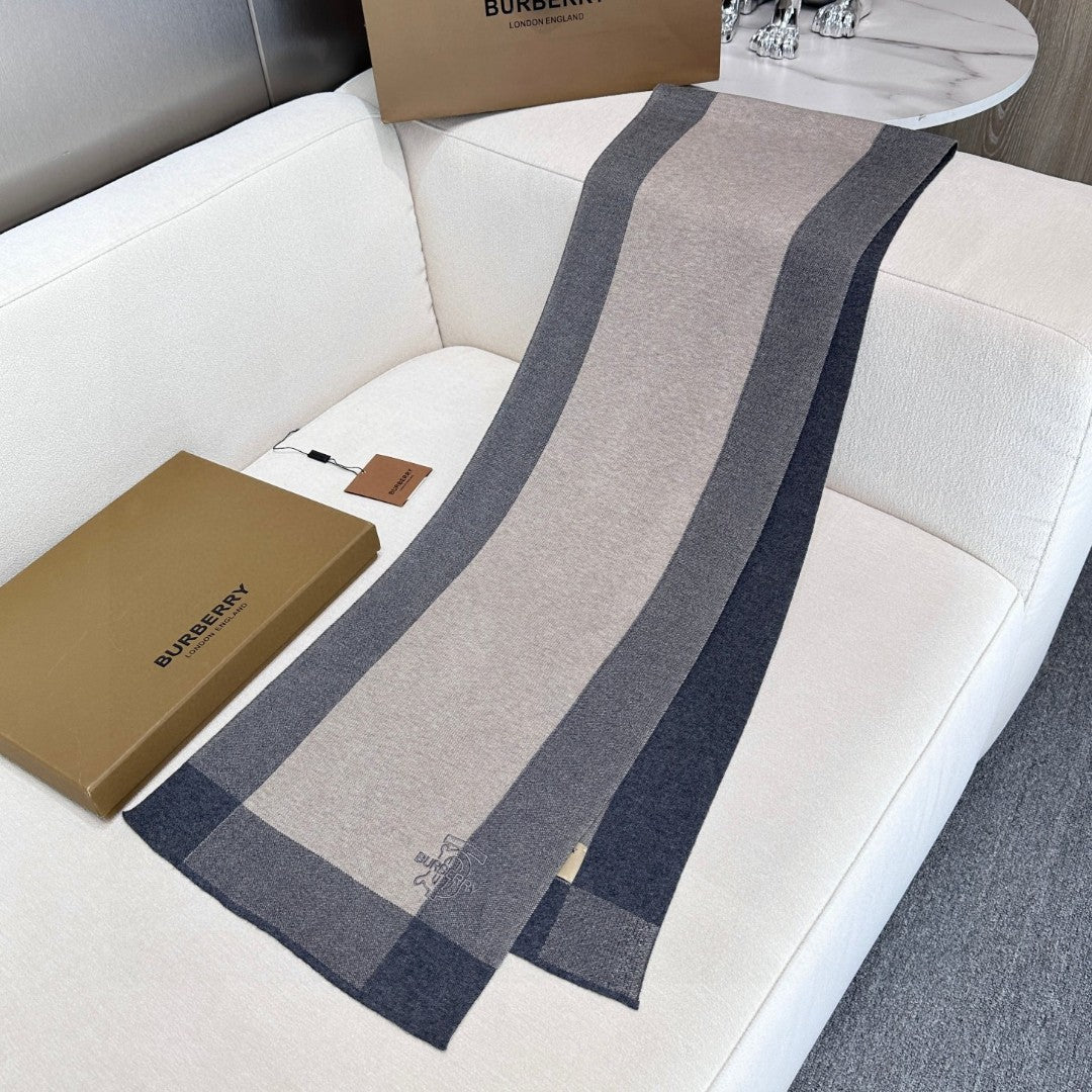 BURBERRY 26S SCARF 180CM IN CASHMERE 305983