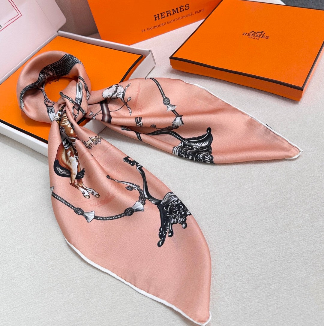 HERMES 26S SCARF 90 IN SILK 303212