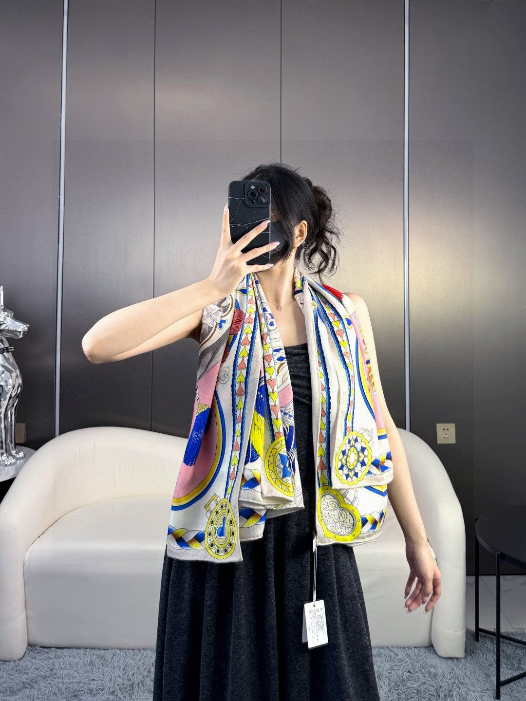 HERMES 26S PRINTED SQUARE SCARF 135 IN CASHMERE AND SILK 309423