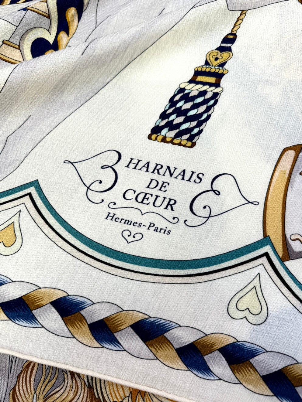 HERMES 26S PRINTED SQUARE SCARF 135 IN CASHMERE AND SILK 309423