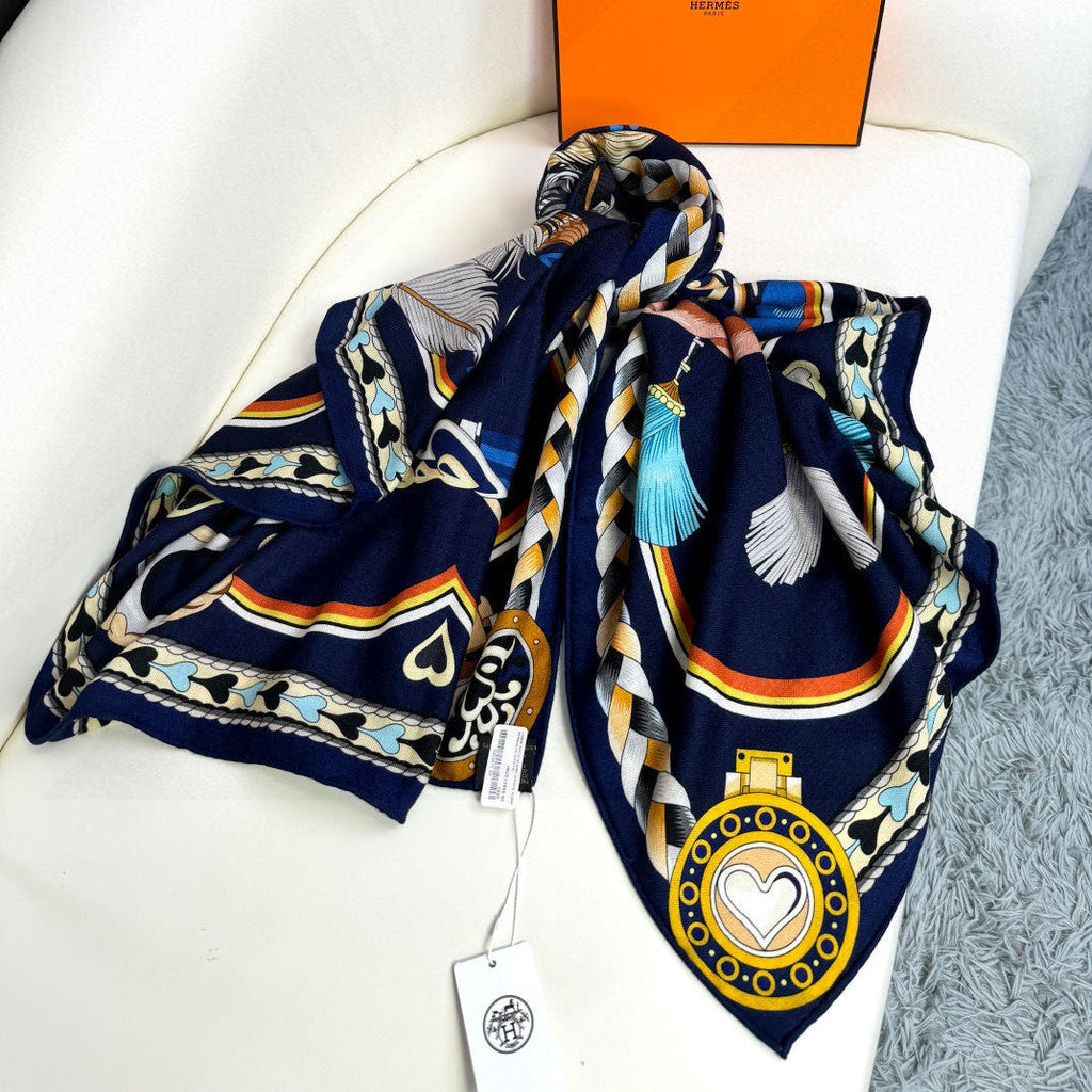 HERMES 26S PRINTED SQUARE SCARF 135 IN CASHMERE AND SILK 309425