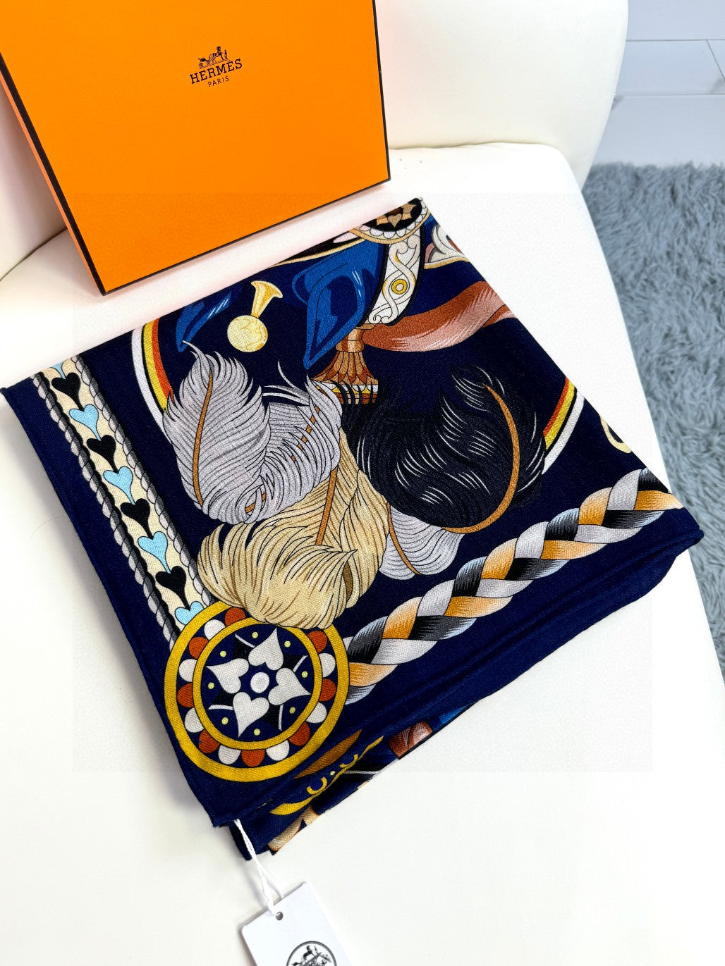 HERMES 26S PRINTED SQUARE SCARF 135 IN CASHMERE AND SILK 309425