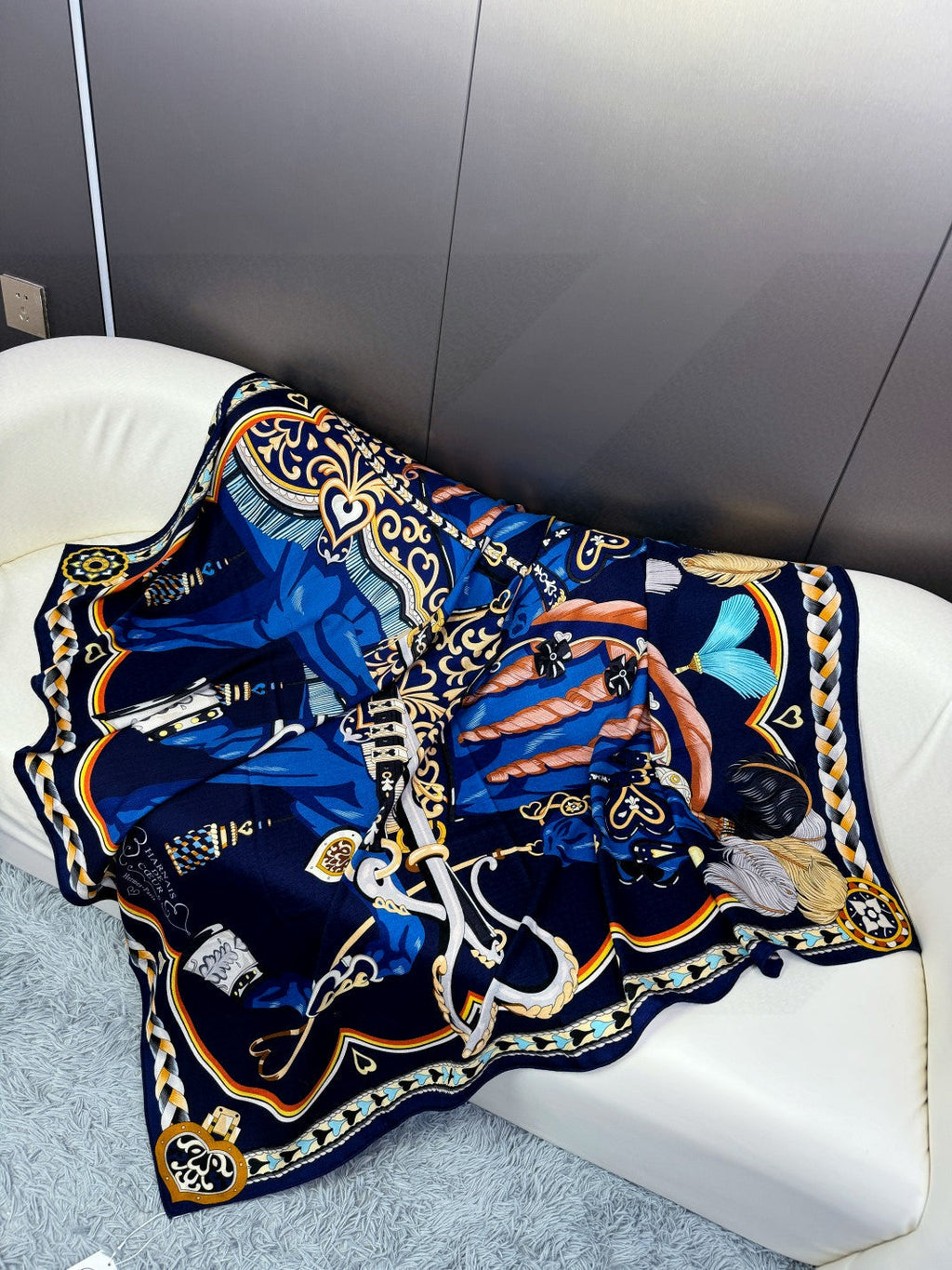 HERMES 26S PRINTED SQUARE SCARF 135 IN CASHMERE AND SILK 309425