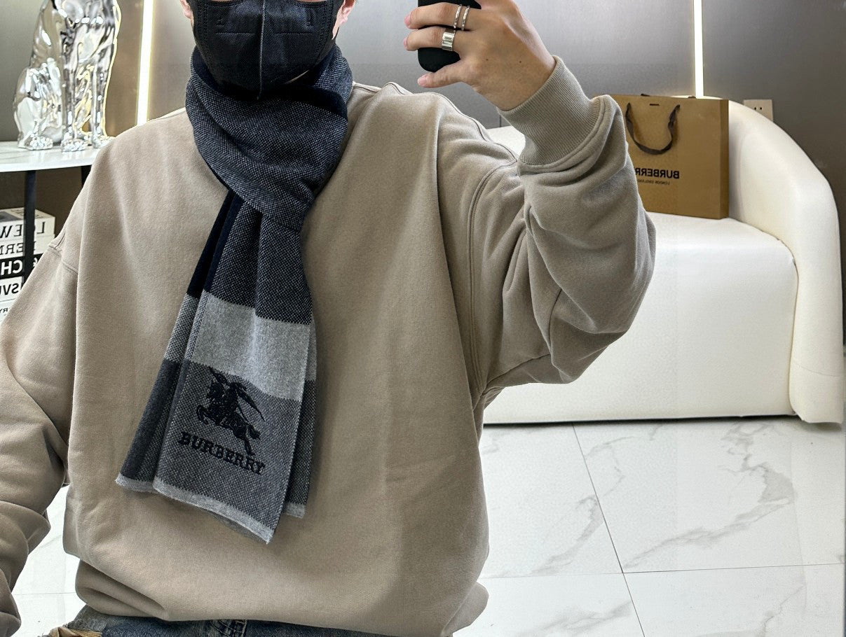 BURBERRY 26S SCARF 180CM IN CASHMERE 311830