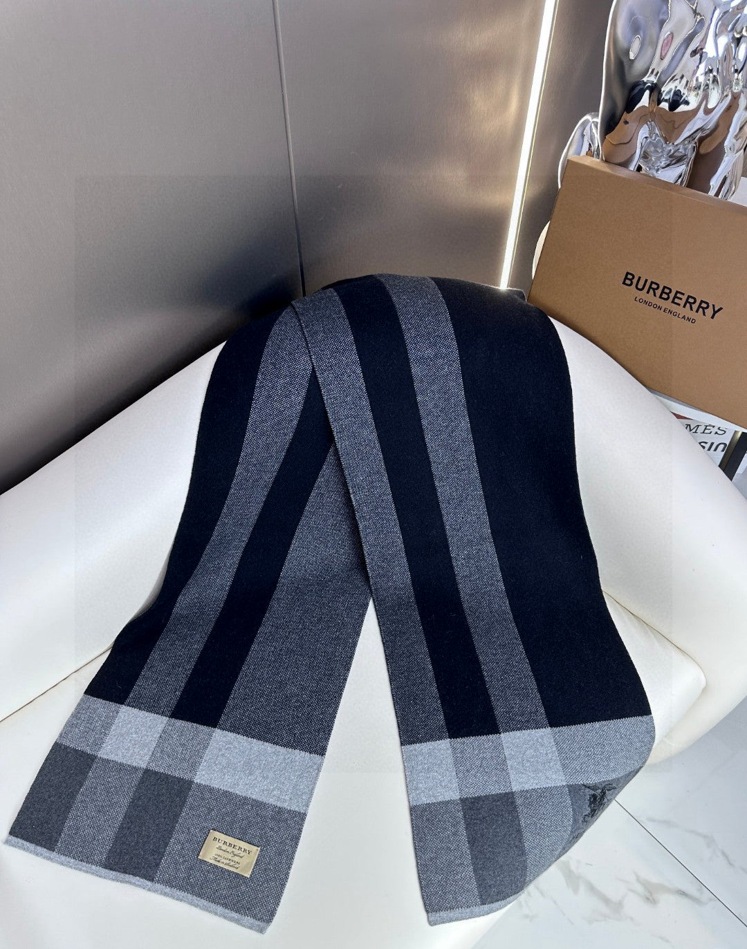 BURBERRY 26S SCARF 180CM IN CASHMERE 311830