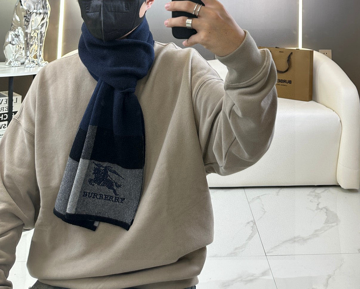 BURBERRY 26S SCARF 180CM IN CASHMERE 311831