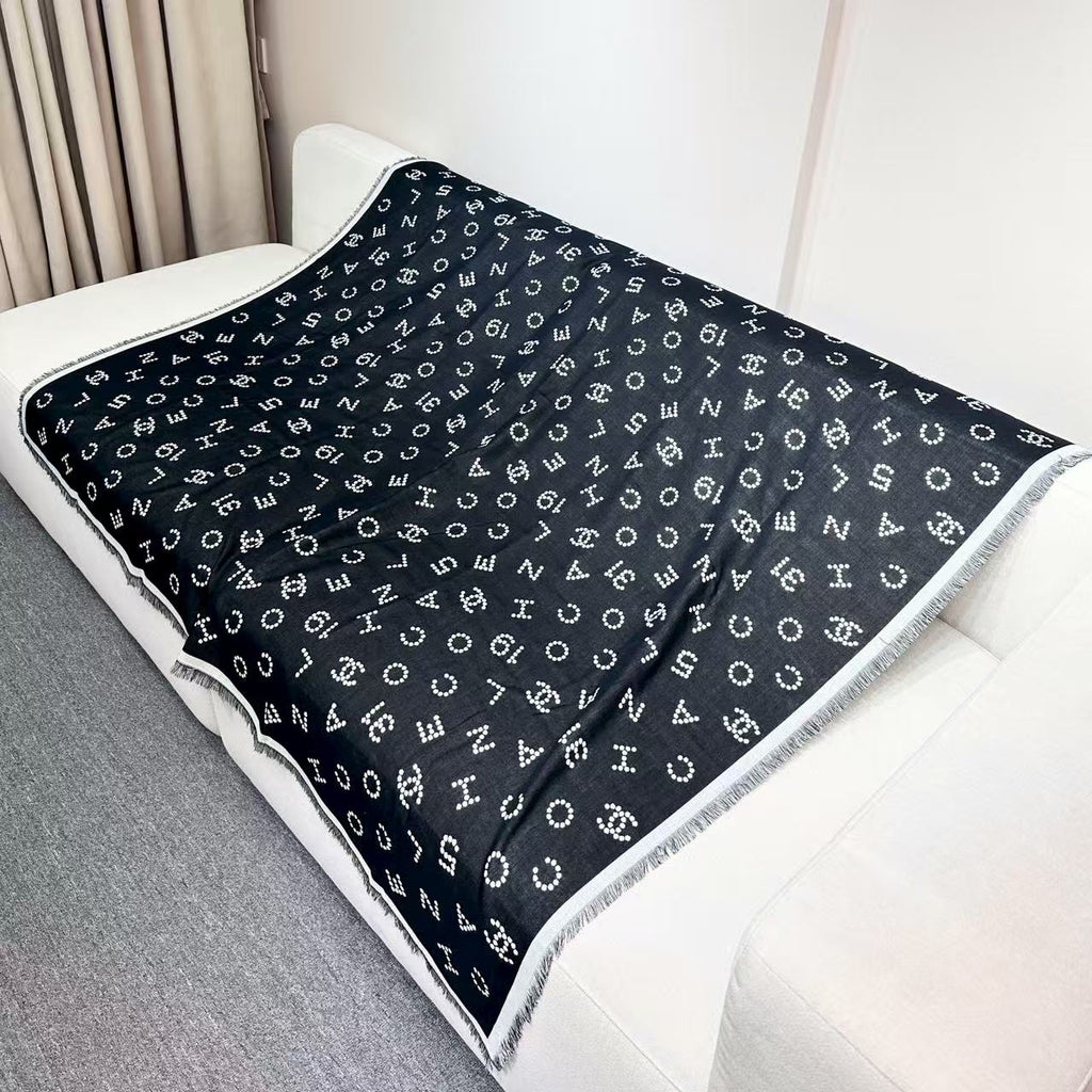 CHANEL 26S SCARF 140 IN WOOL AND SILK 311816