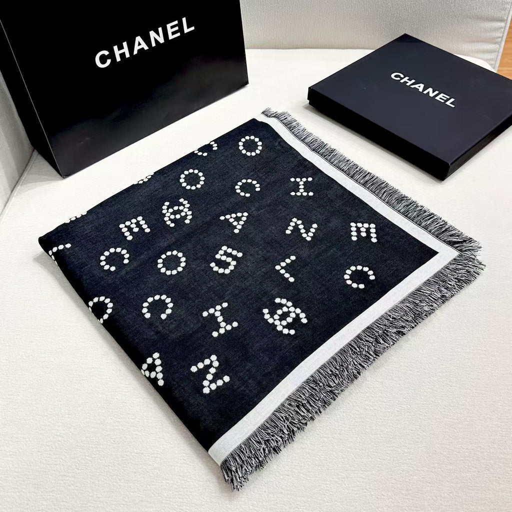 CHANEL 26S SCARF 140 IN WOOL AND SILK 311816