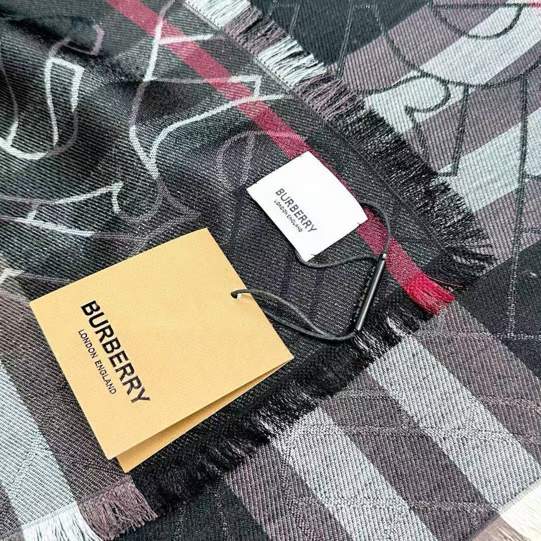BURBERRY 26S SCARF 220CM IN SILK WOOL 318425