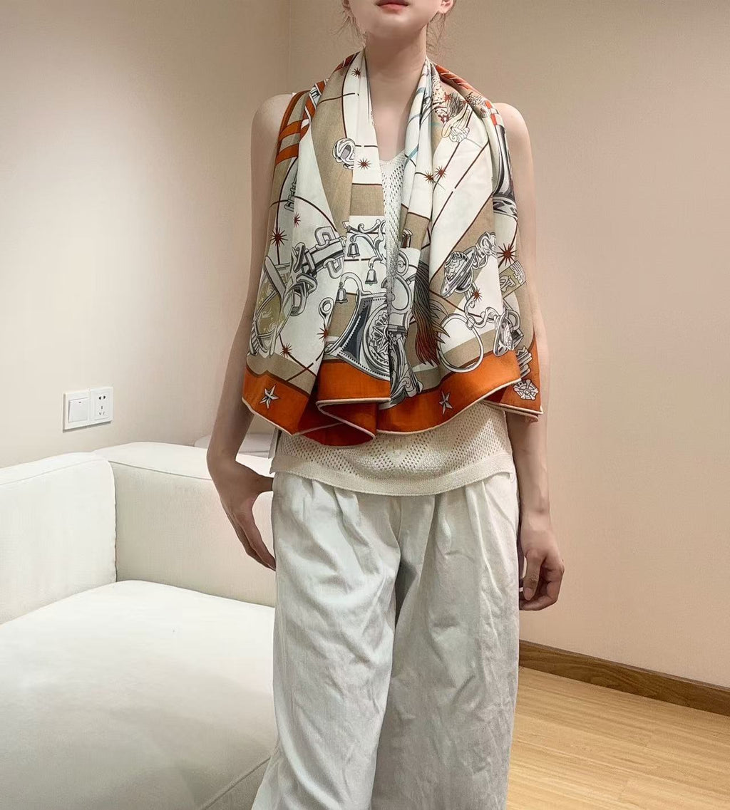 HERMES 26S SCARF 135 IN CASHMERE AND SILK 304577