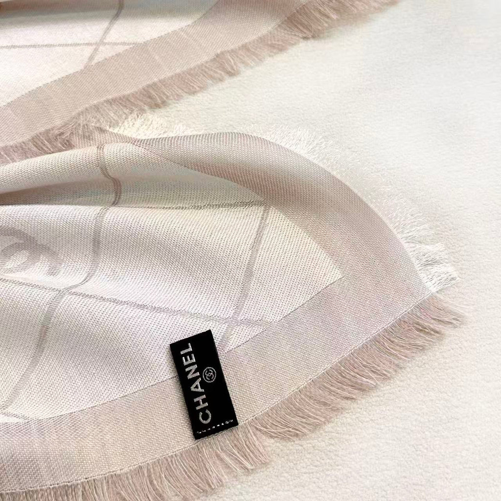 CHANEL 26S SCARF 140 IN SILK 309415
