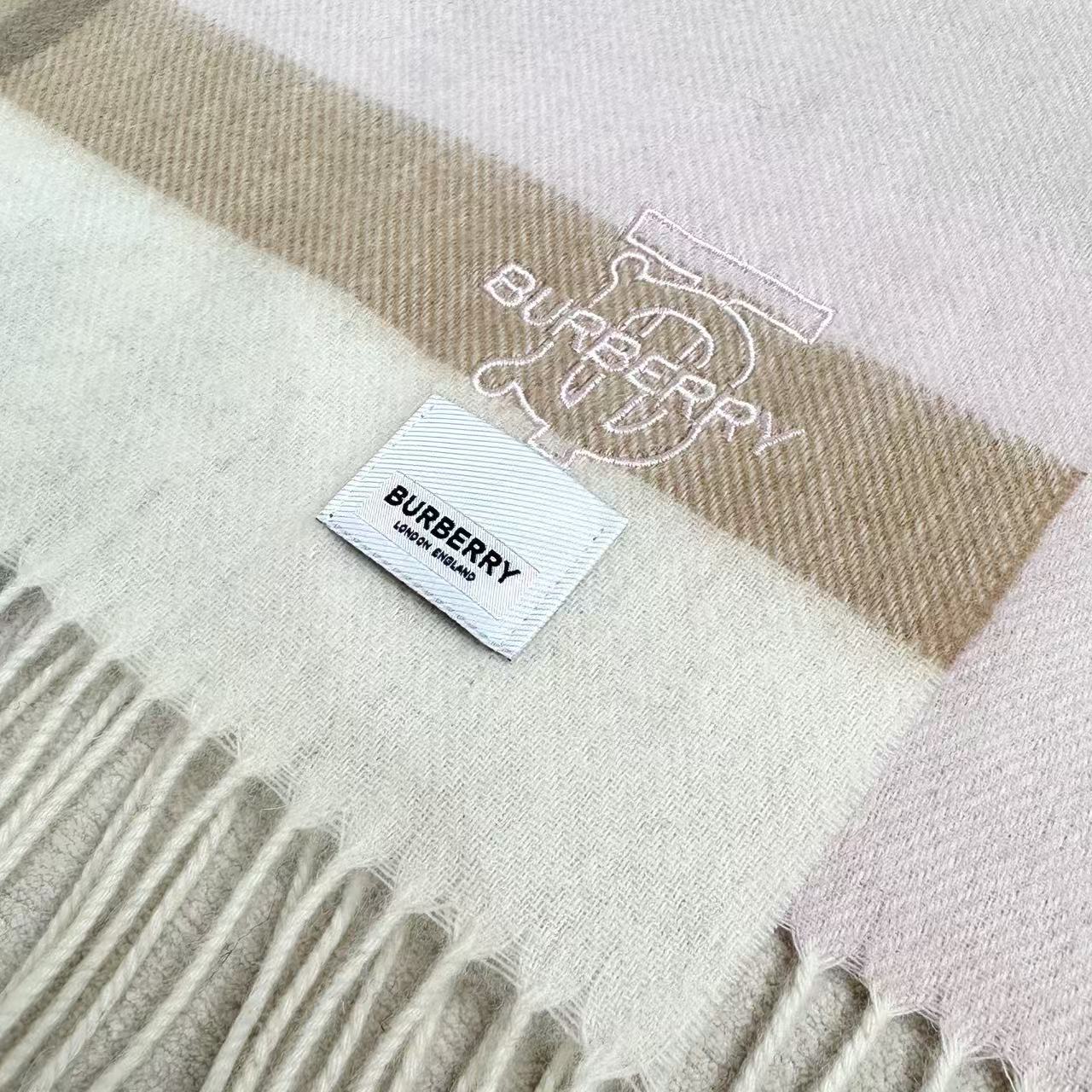 BURBERRY 26S SCARF 180CM IN CASHMERE 279895