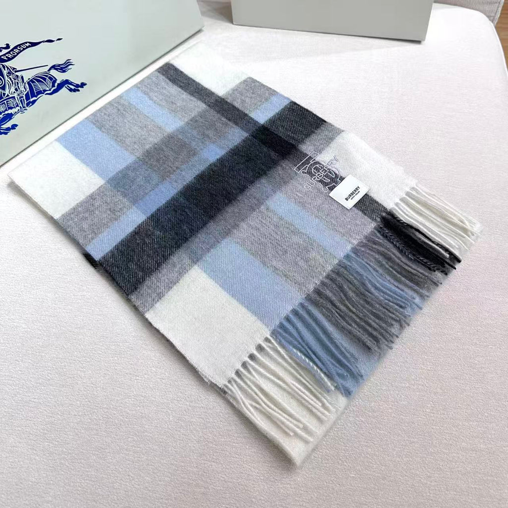 BURBERRY 26S SCARF 180CM IN CASHMERE 279894