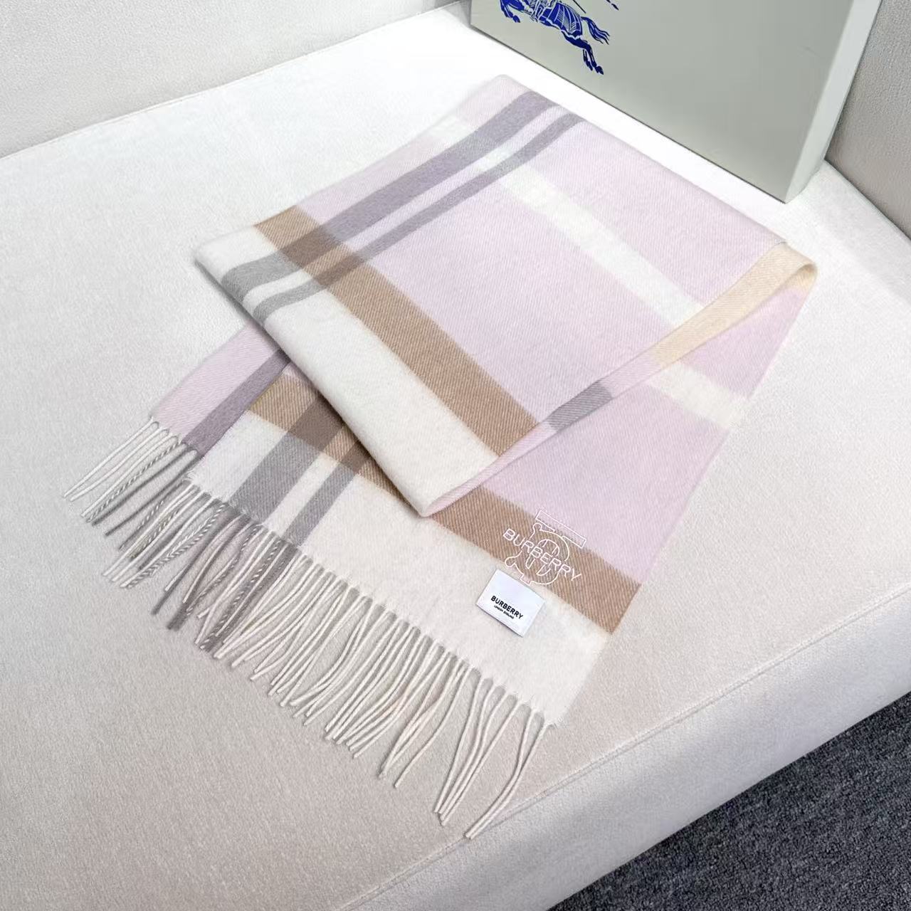 BURBERRY 26S SCARF 180CM IN CASHMERE 279895