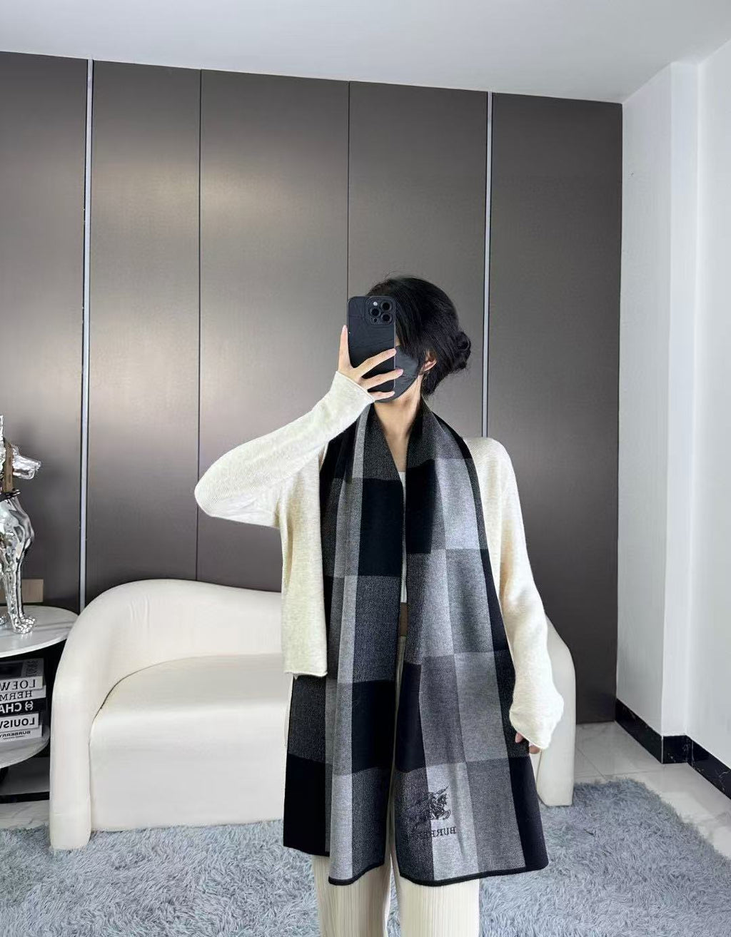 BURBERRY 26S SCARF 180CM IN CASHMERE 303179