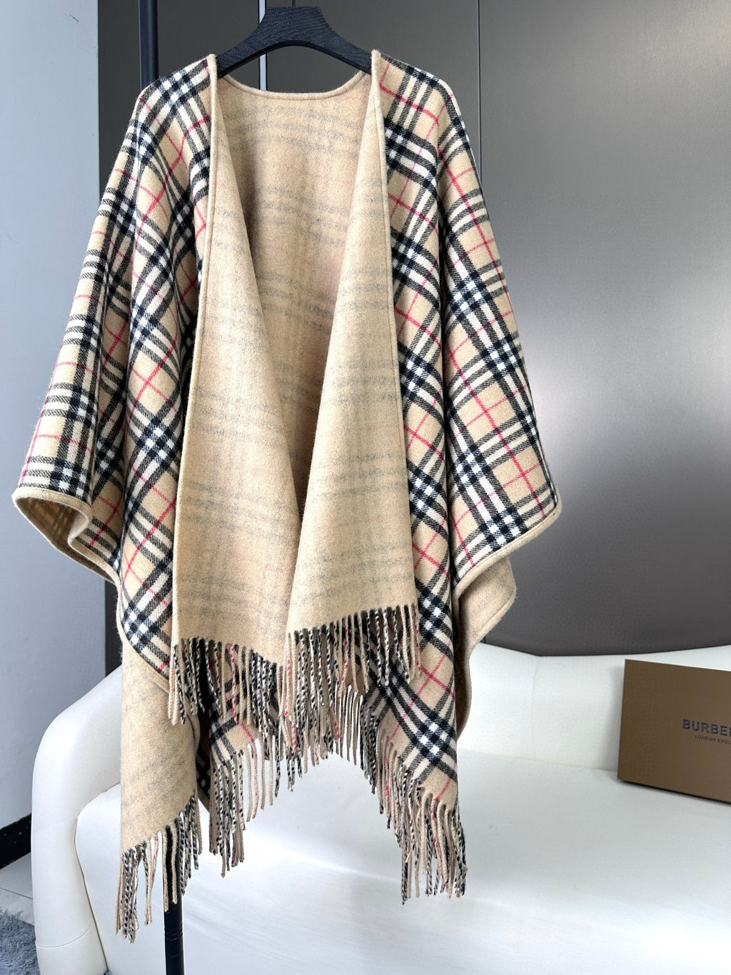 BURBERRY 25S SCARF 150 CM IN CASHMERE 937995