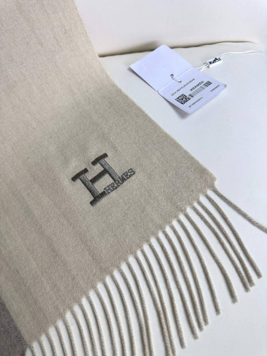 HERMES 26S LONG SCARF 190 IN CASHMERE 309794