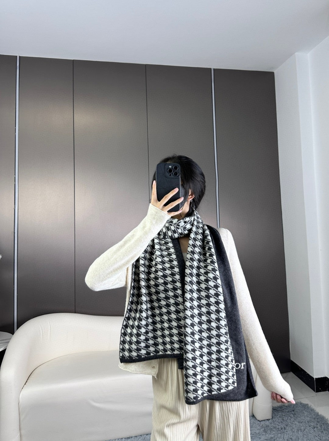DIOR 26S SCARF 190CM IN CASHMERE 128106