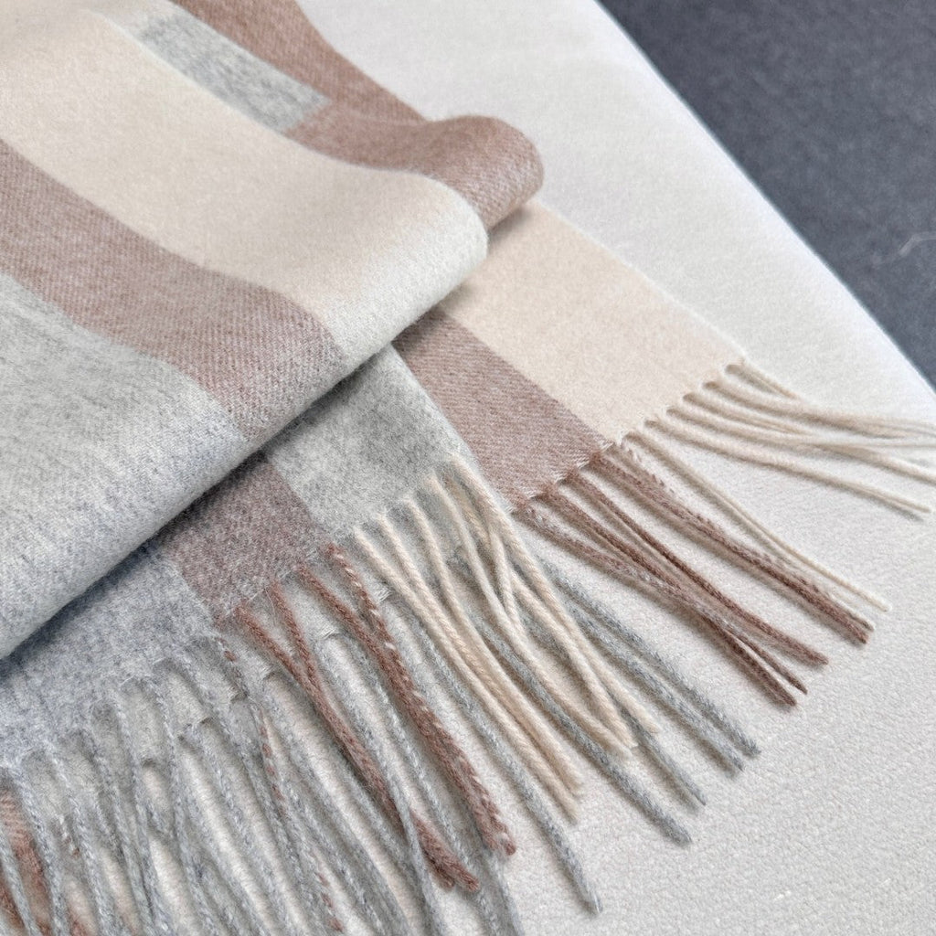 BURBERRY 26S SCARF 200CM IN CASHMERE 869769