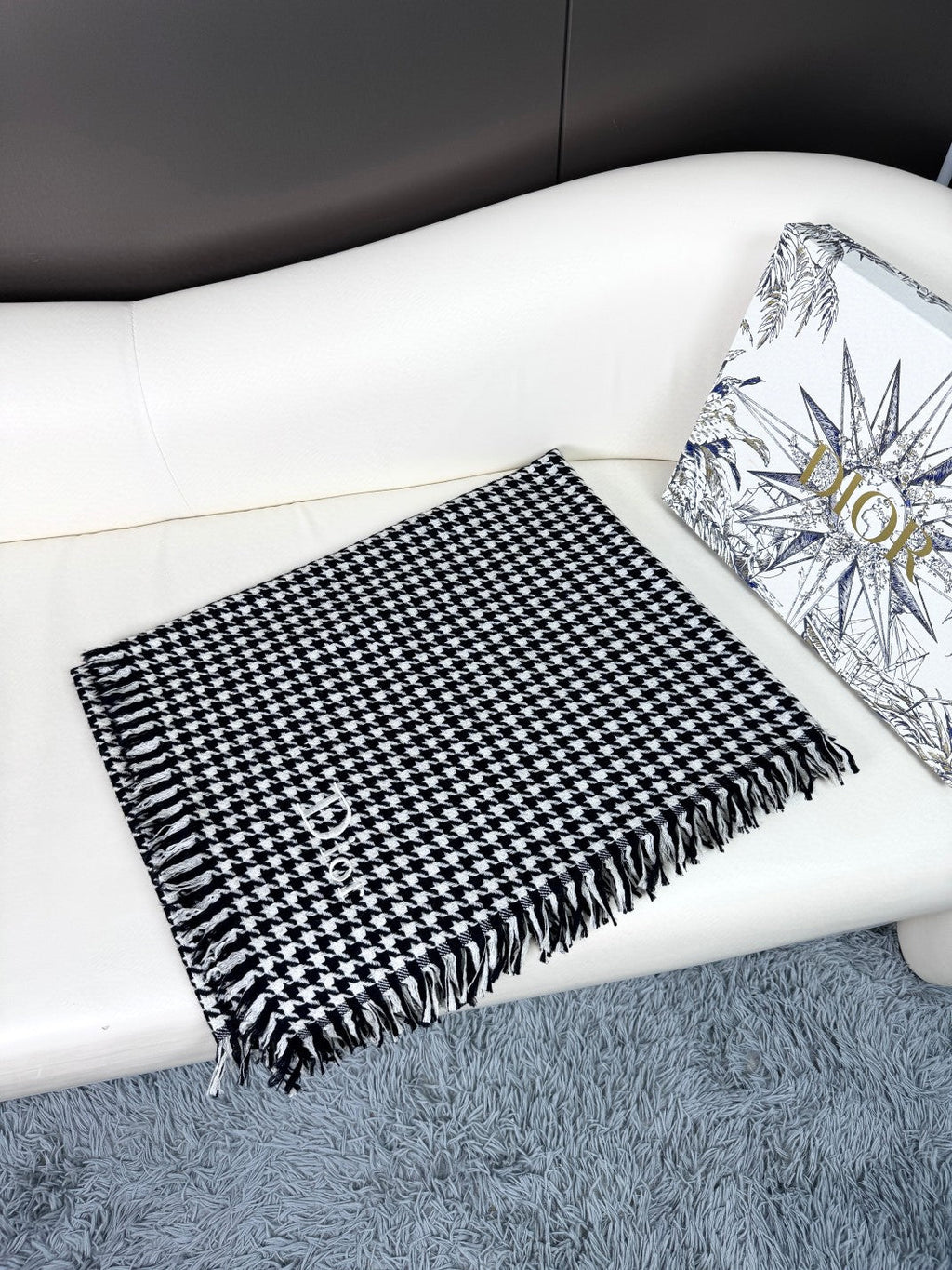DIOR 26S SCARF 180CM IN CASHMERE 137995