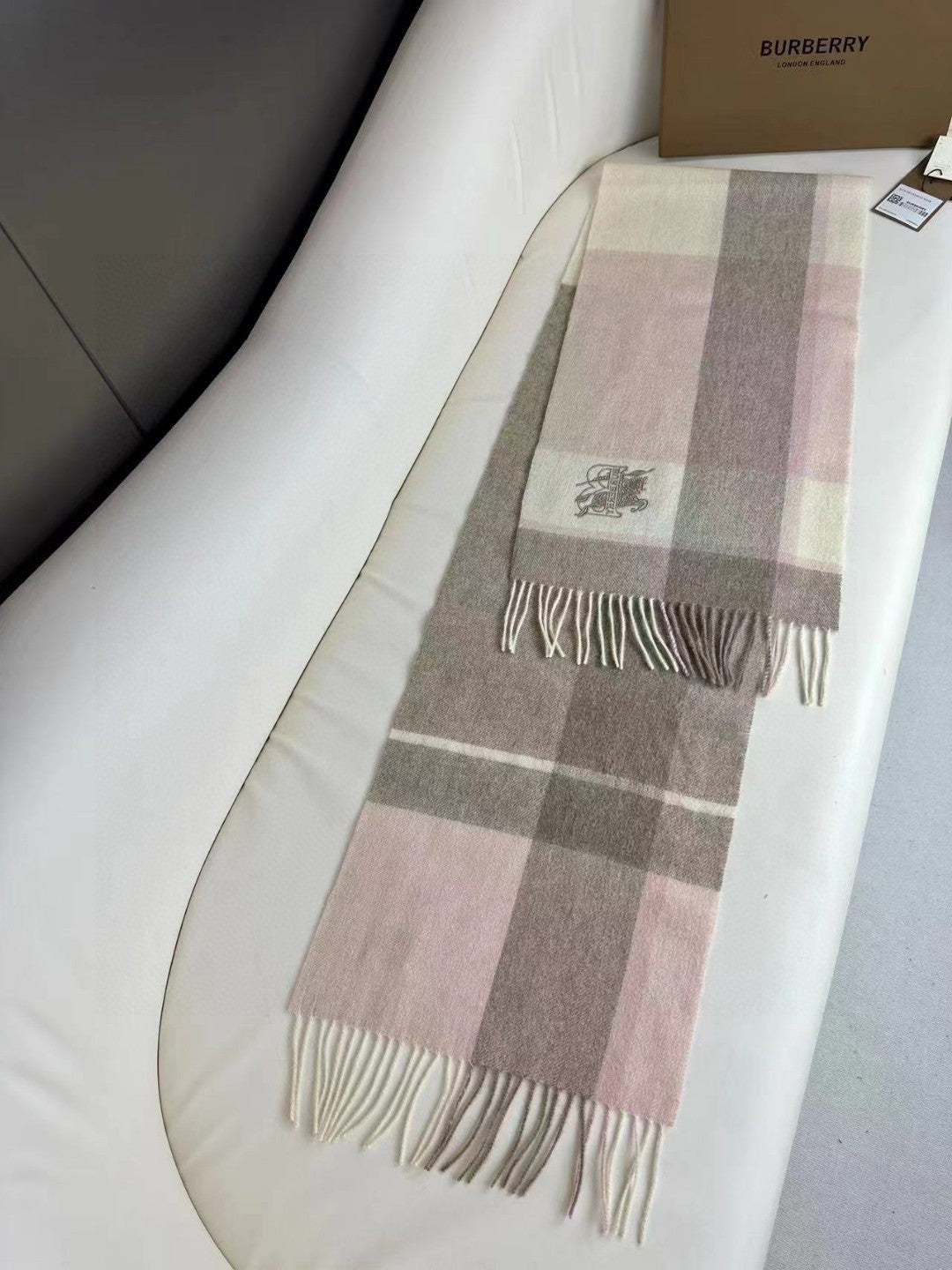BURBERRY 26S SCARF 180CM IN CASHMERE 278706