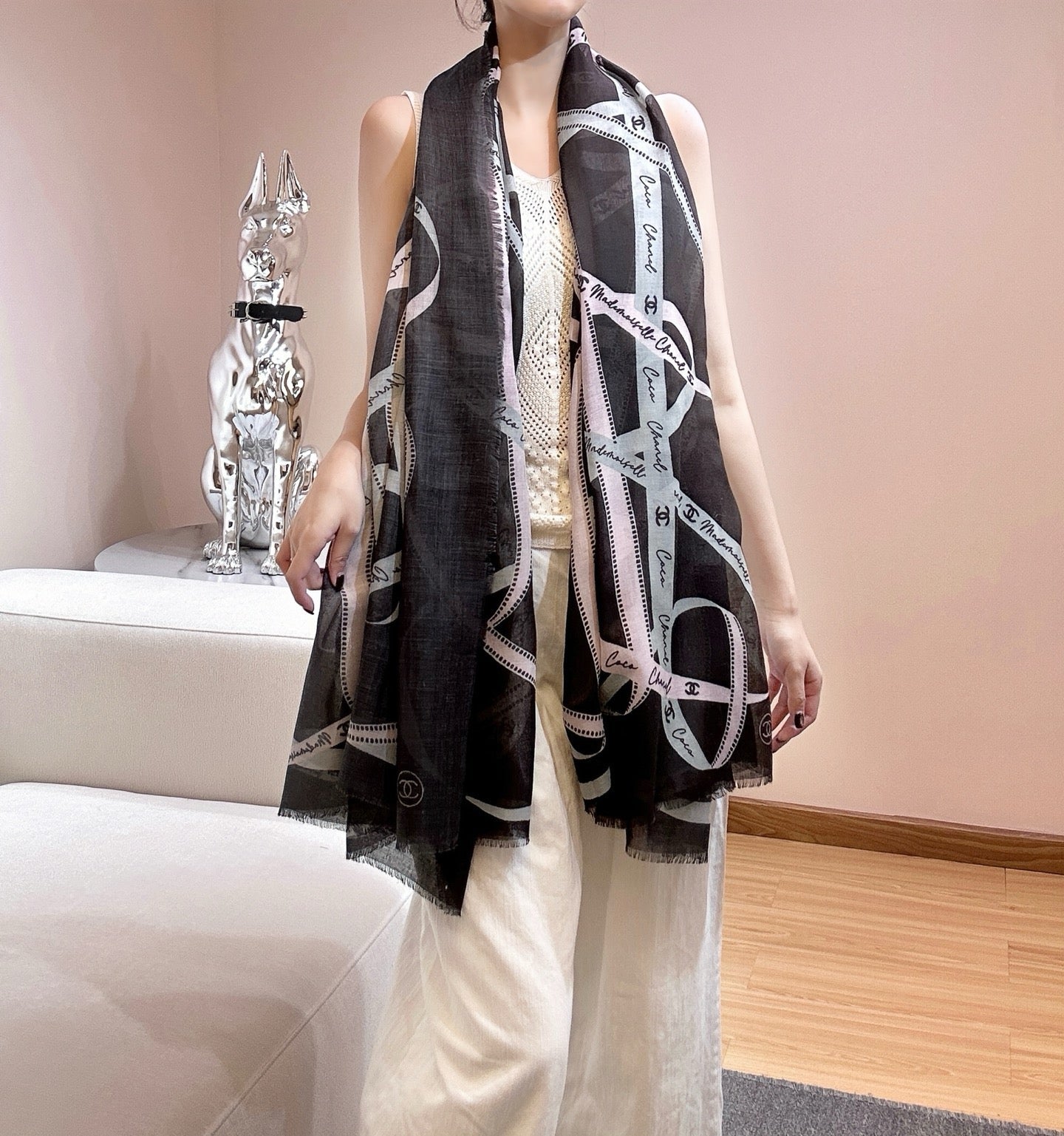 CHANEL 26S SCARF 200 IN SILK 304563