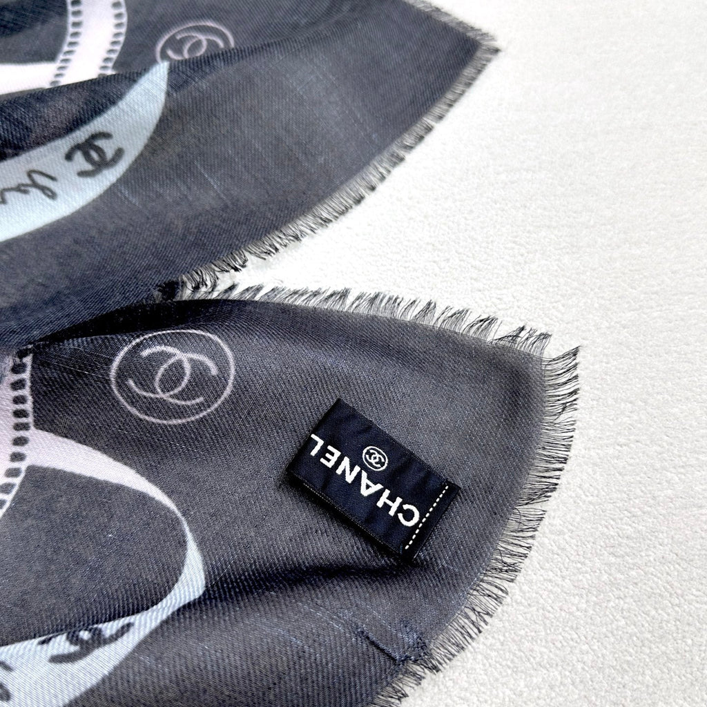 CHANEL 26S SCARF 200 IN SILK 304563