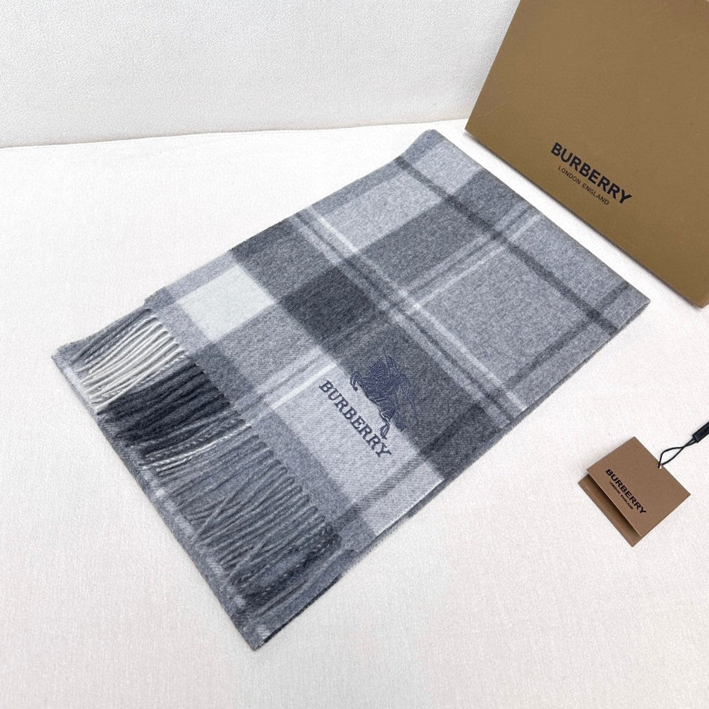 BURBERRY 26S SCARF 180CM IN CASHMERE 176163