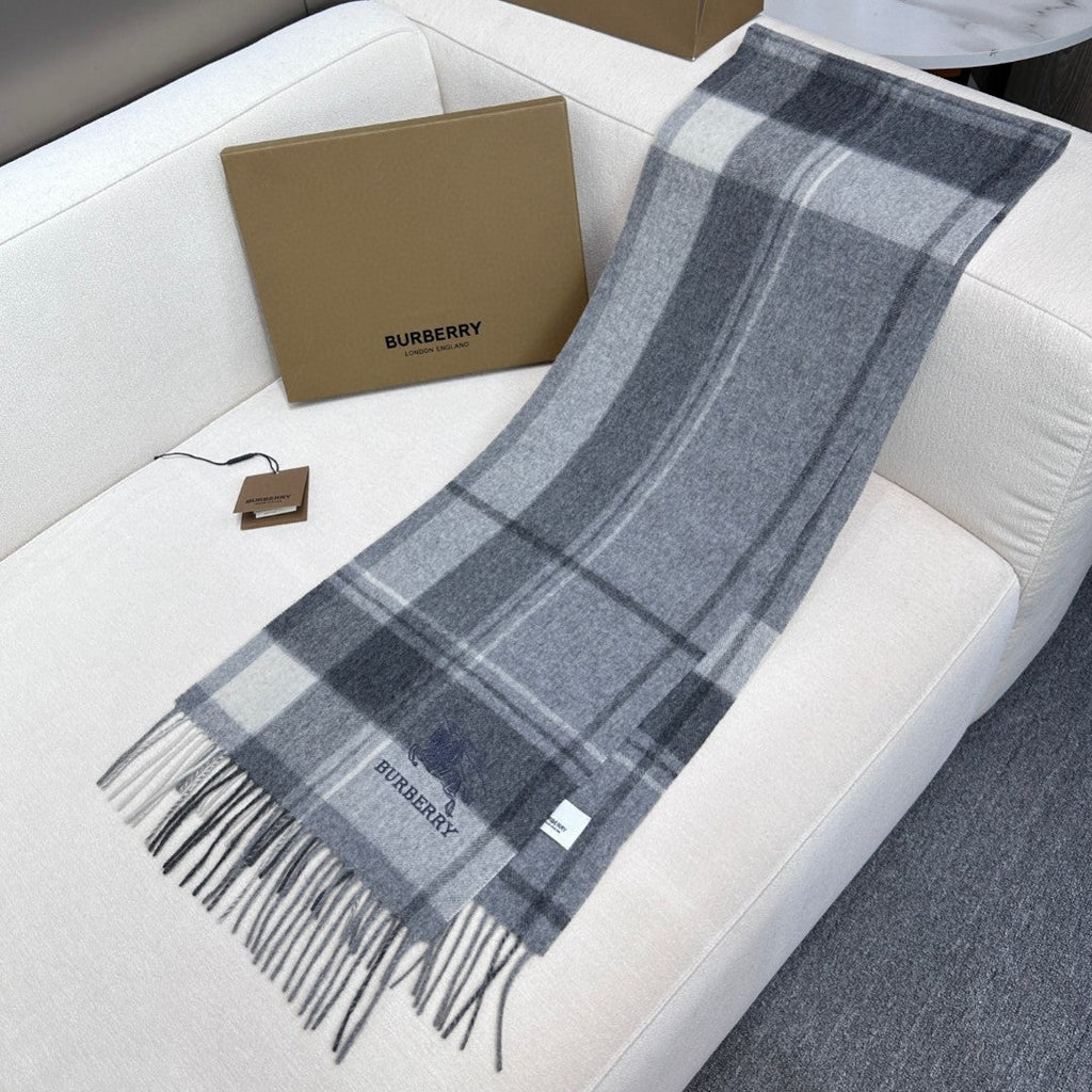 BURBERRY 26S SCARF 180CM IN CASHMERE 176163
