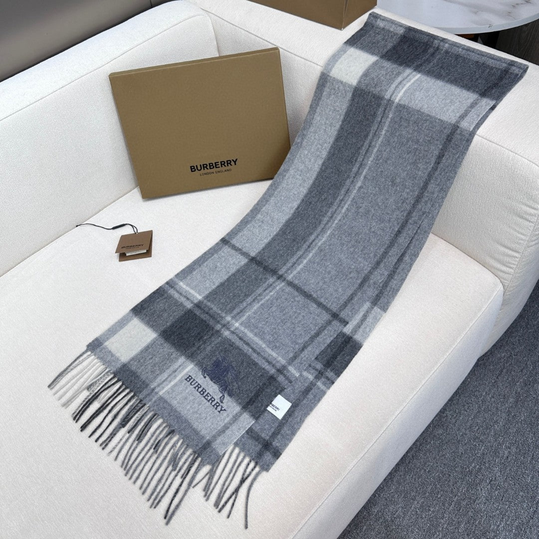 BURBERRY 26S SCARF 180CM IN CASHMERE 176163