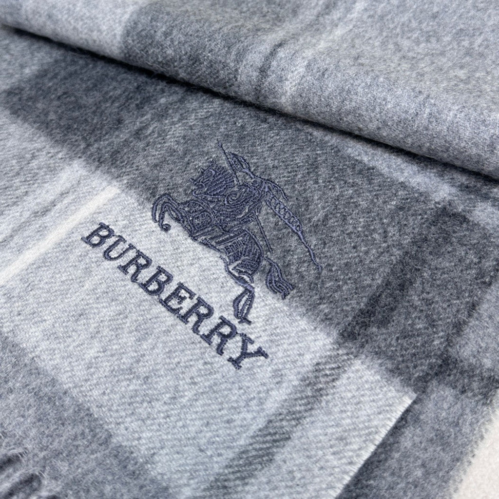 BURBERRY 26S SCARF 180CM IN CASHMERE 176163